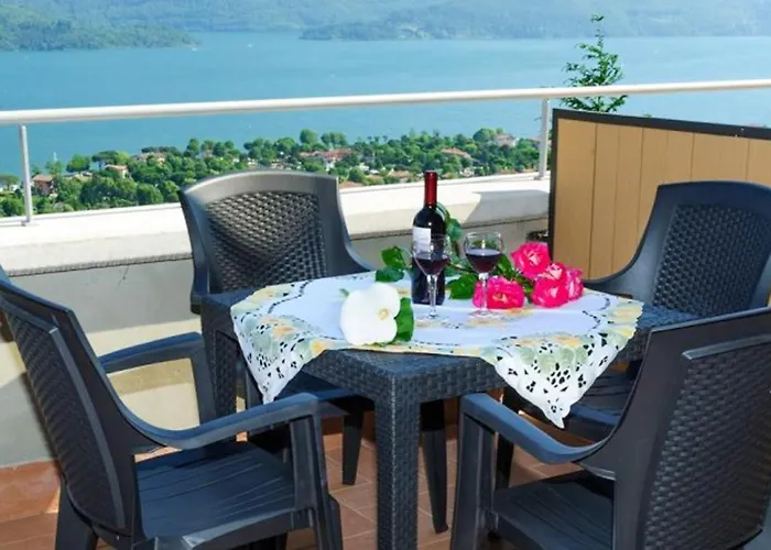 Apartman View In Vercana, Shared Pool Vercana
