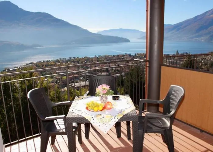 Apartman View In Vercana, Shared Pool *